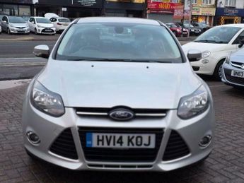 Ford Focus 1.0T EcoBoost Titanium Navigator Euro 5 (s/s) 5dr