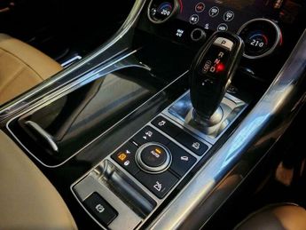 Land Rover Range Rover Sport 4.4 SD V8 Autobiography Dynamic Auto 4WD Euro 6 (s/s) 5dr