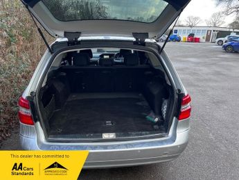 Mercedes E Class E250 CDI BLUEEFFICIENCY AVANTGARDE Automatic