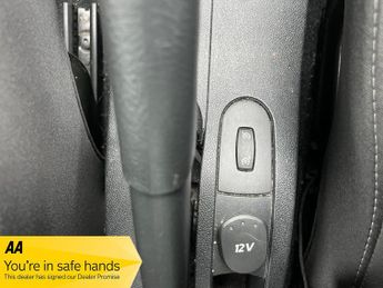 Renault Clio DYNAMIQUE TOMTOM TCE (PX TO CLEAR)