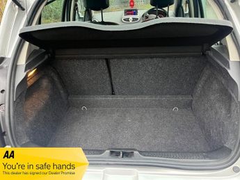 Renault Clio DYNAMIQUE TOMTOM TCE (PX TO CLEAR)