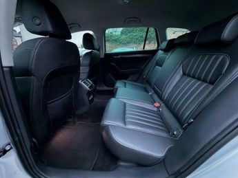 Skoda Superb 2.0 TDI SE L DSG Euro 6 (s/s) 5dr