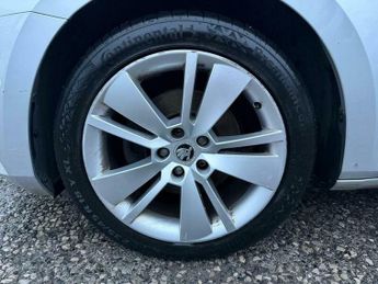 Skoda Superb 2.0 TDI SE L DSG Euro 6 (s/s) 5dr