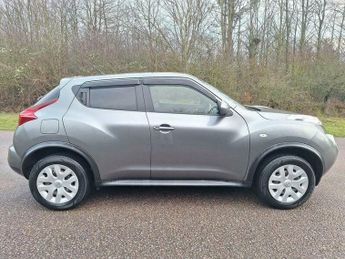 Nissan Juke 1.6 Acenta Premium XTRONIC Euro 5 5dr