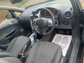 Vauxhall Corsa 1.4i 16v Club 5dr