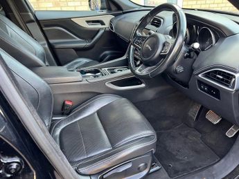 Jaguar F-Pace R-SPORT AWD