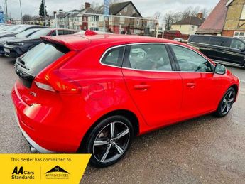 Volvo V40 2.0 D3 R-Design Nav Plus Euro 6 (s/s) 5dr