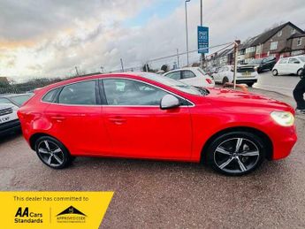 Volvo V40 2.0 D3 R-Design Nav Plus Euro 6 (s/s) 5dr