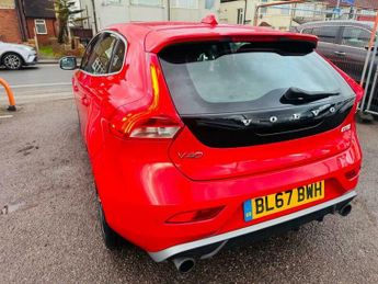 Volvo V40 2.0 D3 R-Design Nav Plus Euro 6 (s/s) 5dr