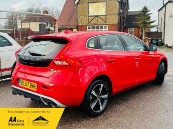 Volvo V40 2.0 D3 R-Design Nav Plus Euro 6 (s/s) 5dr