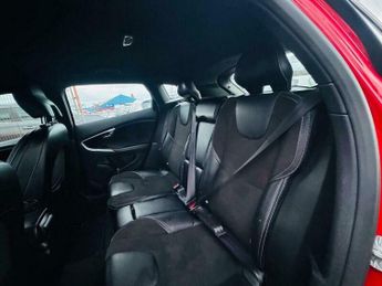 Volvo V40 2.0 D3 R-Design Nav Plus Euro 6 (s/s) 5dr