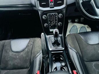 Volvo V40 2.0 D3 R-Design Nav Plus Euro 6 (s/s) 5dr