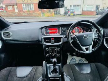 Volvo V40 2.0 D3 R-Design Nav Plus Euro 6 (s/s) 5dr