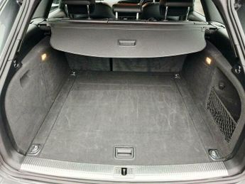 Audi A4 Avant 2.0 TDI S line Multitronic Euro 5 (s/s) 5dr