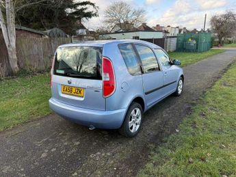 Skoda Roomster 1.6 16V 2 Tiptronic 5dr