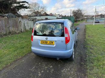 Skoda Roomster 1.6 16V 2 Tiptronic 5dr