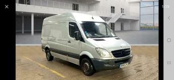Mercedes Sprinter 2.1 313 CDi RWD L2 4dr