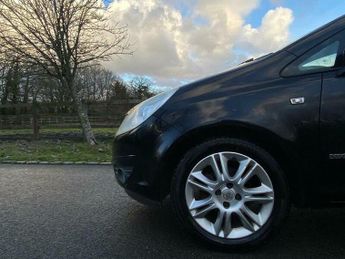 Vauxhall Corsa 1.4i 16v Design 5dr (a/c)