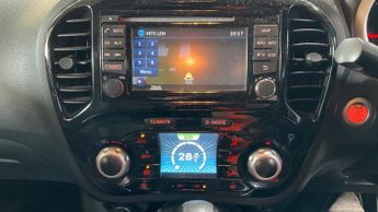 Nissan Juke 1.6 Tekna SUV 5dr Petrol XTRON Euro 6 (117 ps)