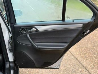 Mercedes-Benz C Class 1.8 C180 Kompressor Avantgarde SE 4dr
