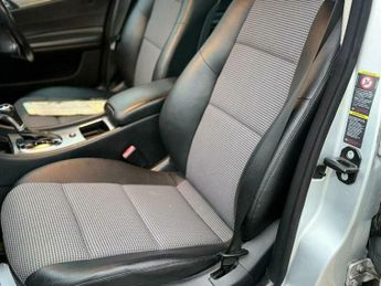 Mercedes-Benz C Class 1.8 C180 Kompressor Avantgarde SE 4dr