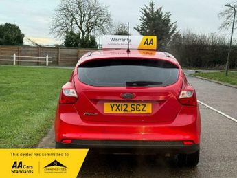 Ford Focus 1.6 Zetec Powershift Euro 5 5dr