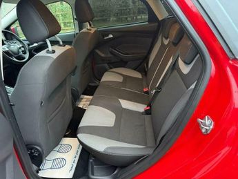 Ford Focus 1.6 Zetec Powershift Euro 5 5dr