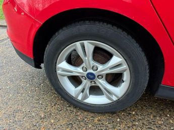 Ford Focus 1.6 Zetec Powershift Euro 5 5dr