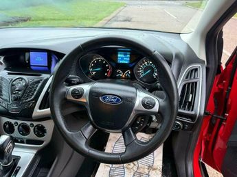 Ford Focus 1.6 Zetec Powershift Euro 5 5dr
