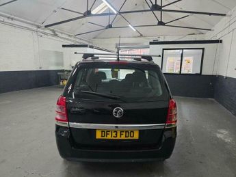 Vauxhall Zafira 1.7 CDTi ecoFLEX Exclusiv Euro 5 5dr (SNav)
