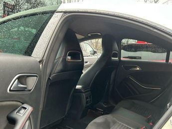 Mercedes-Benz CLA 2.1 CLA200d AMG Line Coupe 7G-DCT Euro 6 (s/s) 4dr
