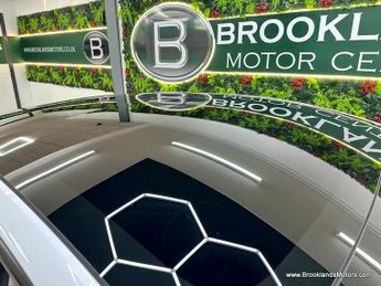 Tesla Model 3 LONG RANGE AWD [SAT NAV, LEATHER, HEATED SEATS, HEATED STEERING 