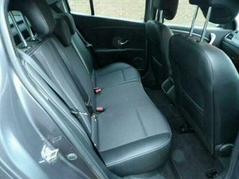 Renault Megane 1.5 dCi Dynamique Nav Diesel 5 Door