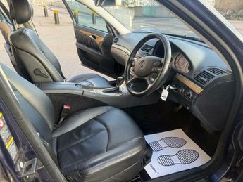 Mercedes-Benz E Class 3.0 E320 CDI Avantgarde G-Tronic 5dr