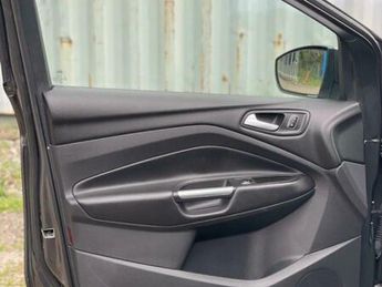 Ford Kuga 1.5 TDCi Titanium SUV 5dr Diesel Powershift Euro 6 (s/s) (120 ps