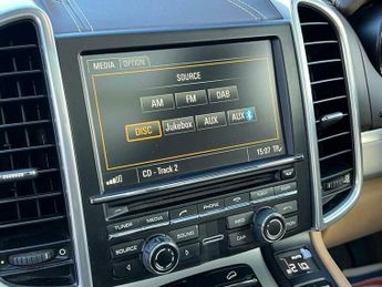 Porsche Cayenne 3.0 TD V6 TiptronicS 4WD Euro 6 (s/s) 5dr