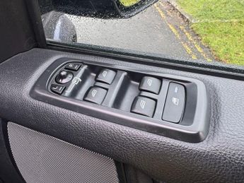 Land Rover Discovery SDV6 GRAPHITE