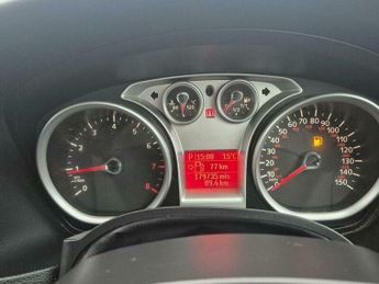 Ford Focus 1.6 Titanium 5dr