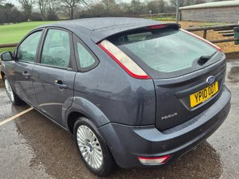 Ford Focus 1.6 Titanium 5dr