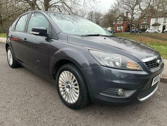 Ford Focus 1.6 Titanium 5dr