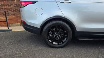 Land Rover Discovery 3.0 SD V6 HSE SUV 5dr Diesel Auto 4WD Euro 6 (s/s) (306 ps)