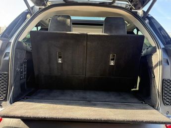 Land Rover Discovery 3.0 SD V6 HSE Auto 4WD Euro 6 (s/s) 5dr