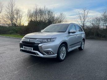 Mitsubishi Outlander 2.4h TwinMotor 13.8kWh 4h CVT 4WD Euro 6 (s/s) 5dr