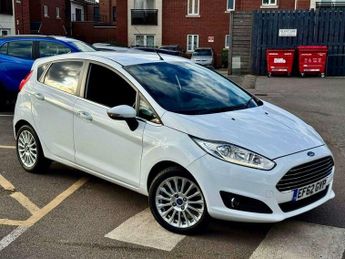 Ford Fiesta 1.0T EcoBoost Titanium Euro 5 (s/s) 5dr