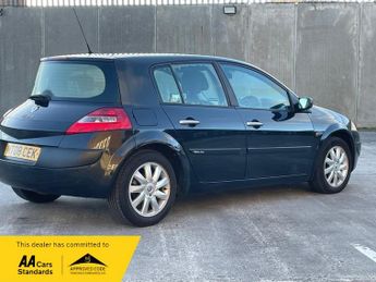 Renault Megane 1.6 VVT Tech Run Hatchback 5dr Petrol Automatic (184 g/km, 111 b