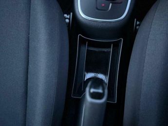 Volkswagen Up 1.0 up! beats Hatchback 3dr Petrol ASG Euro 6 (60 ps)