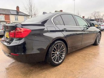 BMW 3 SERIES 2.0 320d Luxury Saloon 4dr Diesel Auto Euro 5 (s/s) (184 ps)