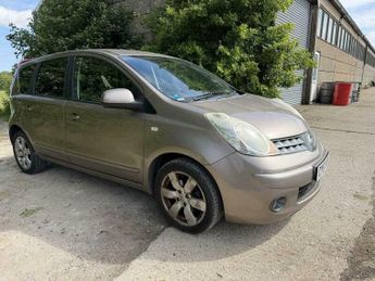 Nissan Note 1.6 16V Tekna Auto Euro 4 5dr