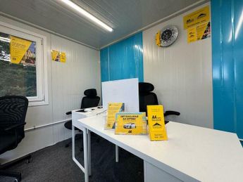 Land Rover Discovery Sport 2.0 TD4 HSE Auto 4WD Euro 6 (s/s) 5dr