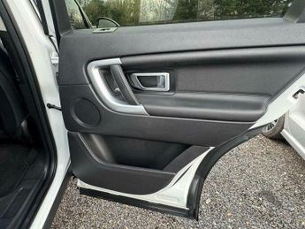 Land Rover Discovery Sport 2.0 TD4 HSE Auto 4WD Euro 6 (s/s) 5dr